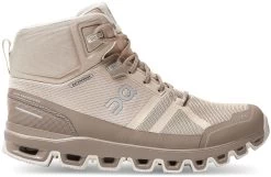 On Running On-Running Cloudrock Waterproof Women -Winterkleding Winkel on running cloudrock waterproof women desert clay 5 us 36 eur desert clay 0